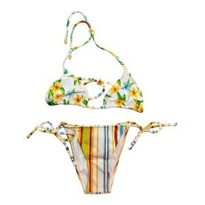 Agua Doce Triangle Cup Halter Bikini NWT